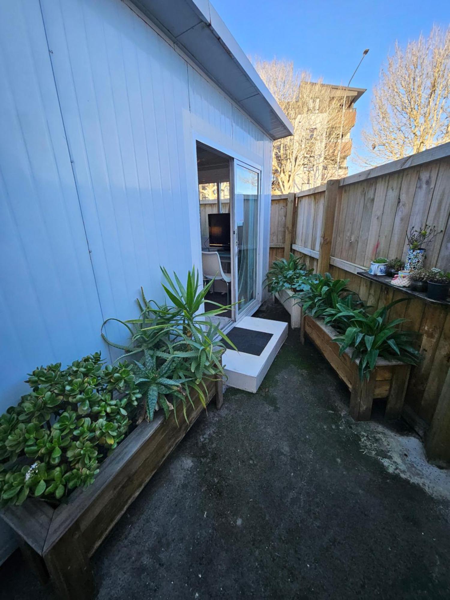 C1 Save Money Budget Affordable Cabin With Comfort! - Cabin1 Auckland Exterior foto
